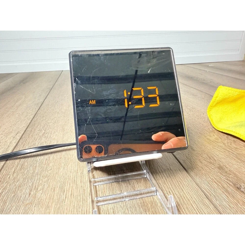 SONY  ICF-C1T Dual Alarm Clock AM/FM Radio Mirror LED Cube Works Great!